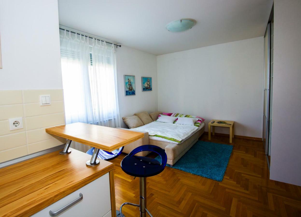 Apartment Luka Ζάγκρεμπ Εξωτερικό φωτογραφία